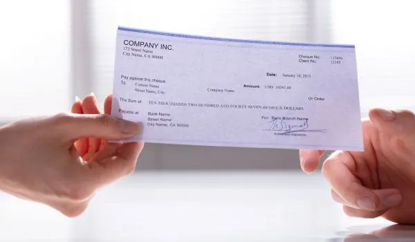 convenient check cashing service