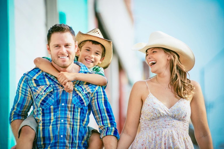 happy Texan family
